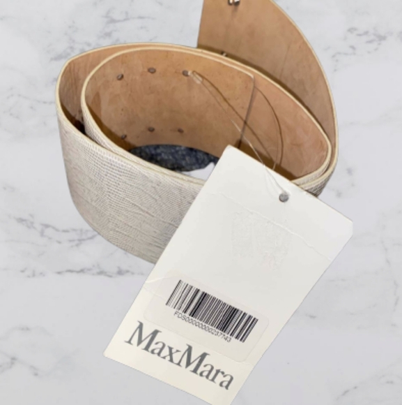 Max Mara White Belt - Picture 3 of 16
